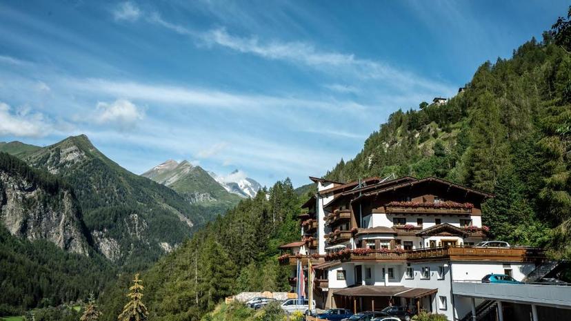Panoramahotel Lärchenhof image 1