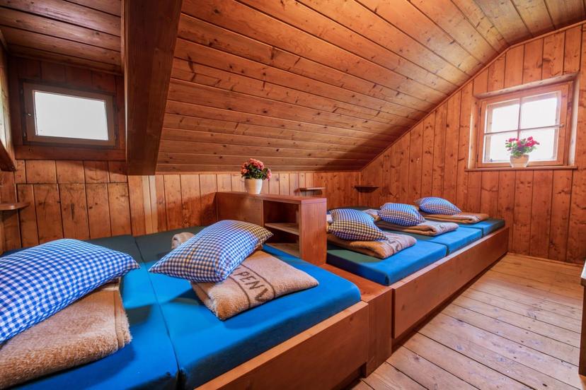 Neue Regensburger Hütte image 2
