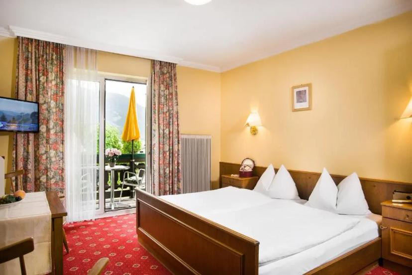 Landhotel Steindlwirt image 2