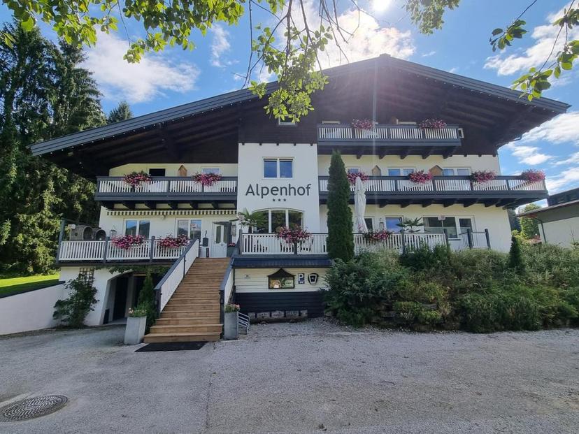Boutique Hotel Alpenhof image 1