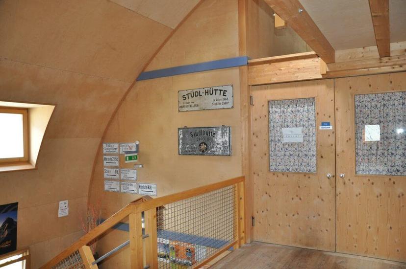 Stüdlhütte (2 802 m) image 3