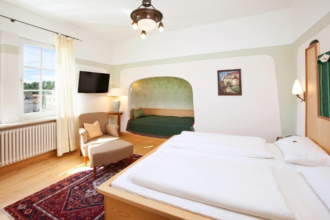 Hotel Hirsch image 1