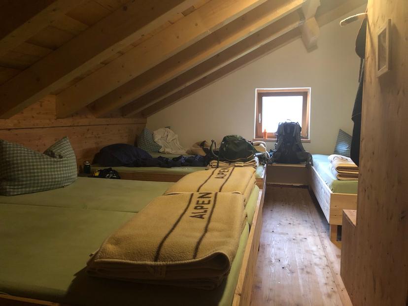 Pfeishütte (1,922m) image 2