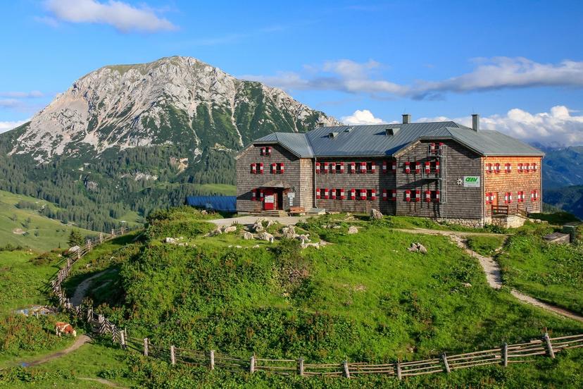 Hofpürglhütte (1 705 m) image 3