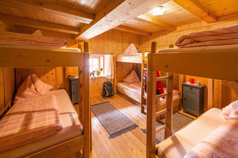 Similaunhütte (3,019 m) image 5