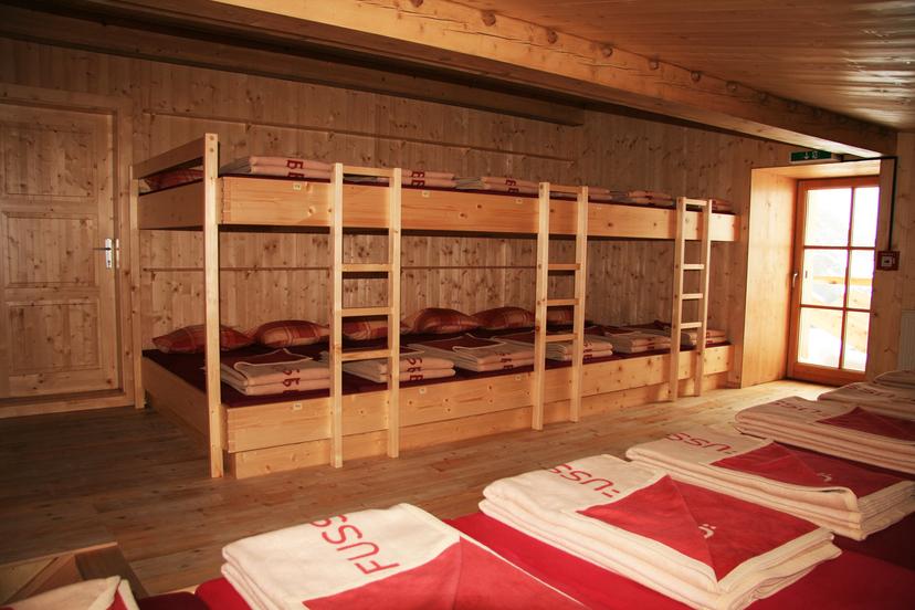 Erzherzog-Johann-hyttan (3,454 m) image 2