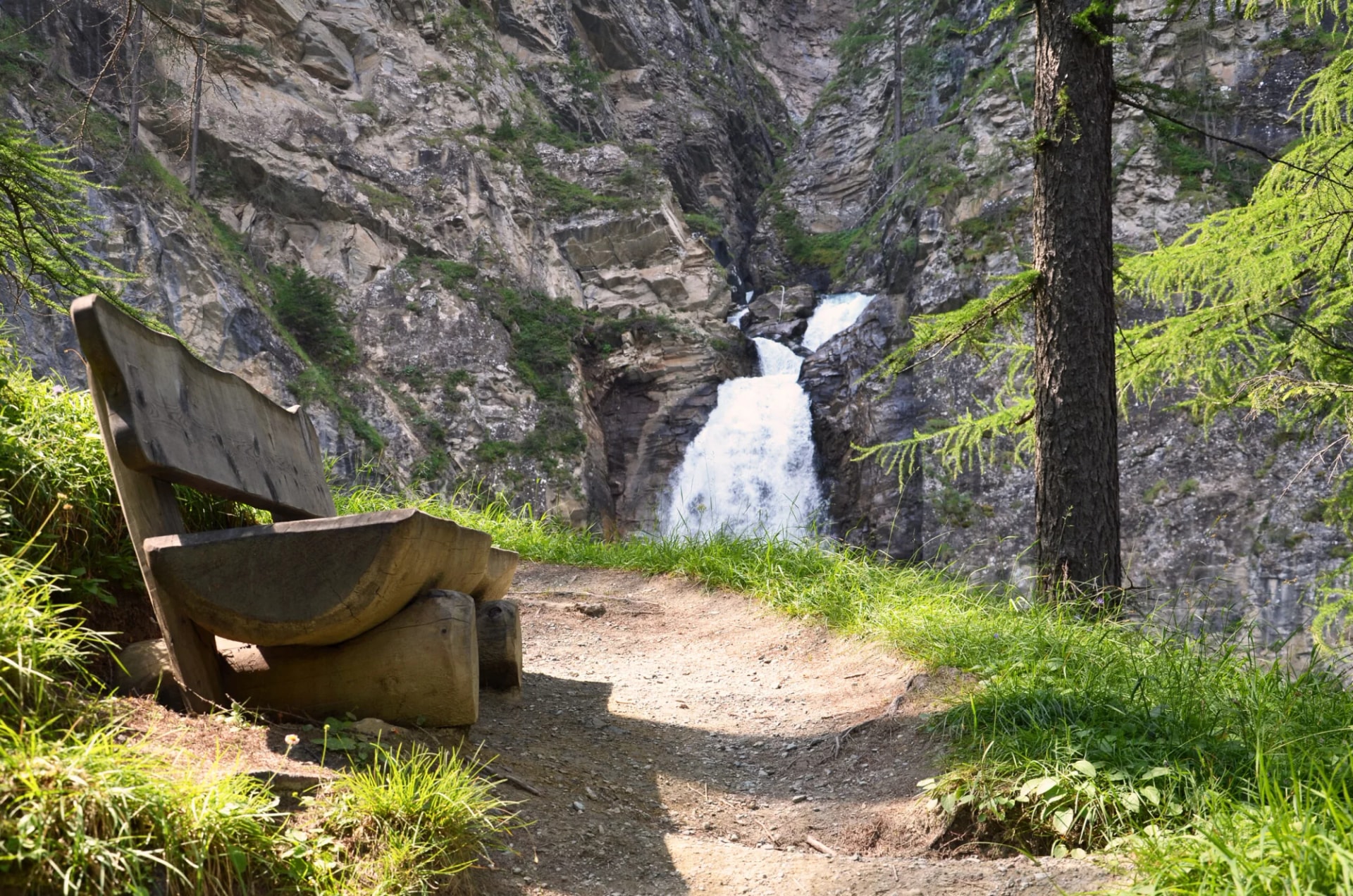 Wasserfall in den bergen