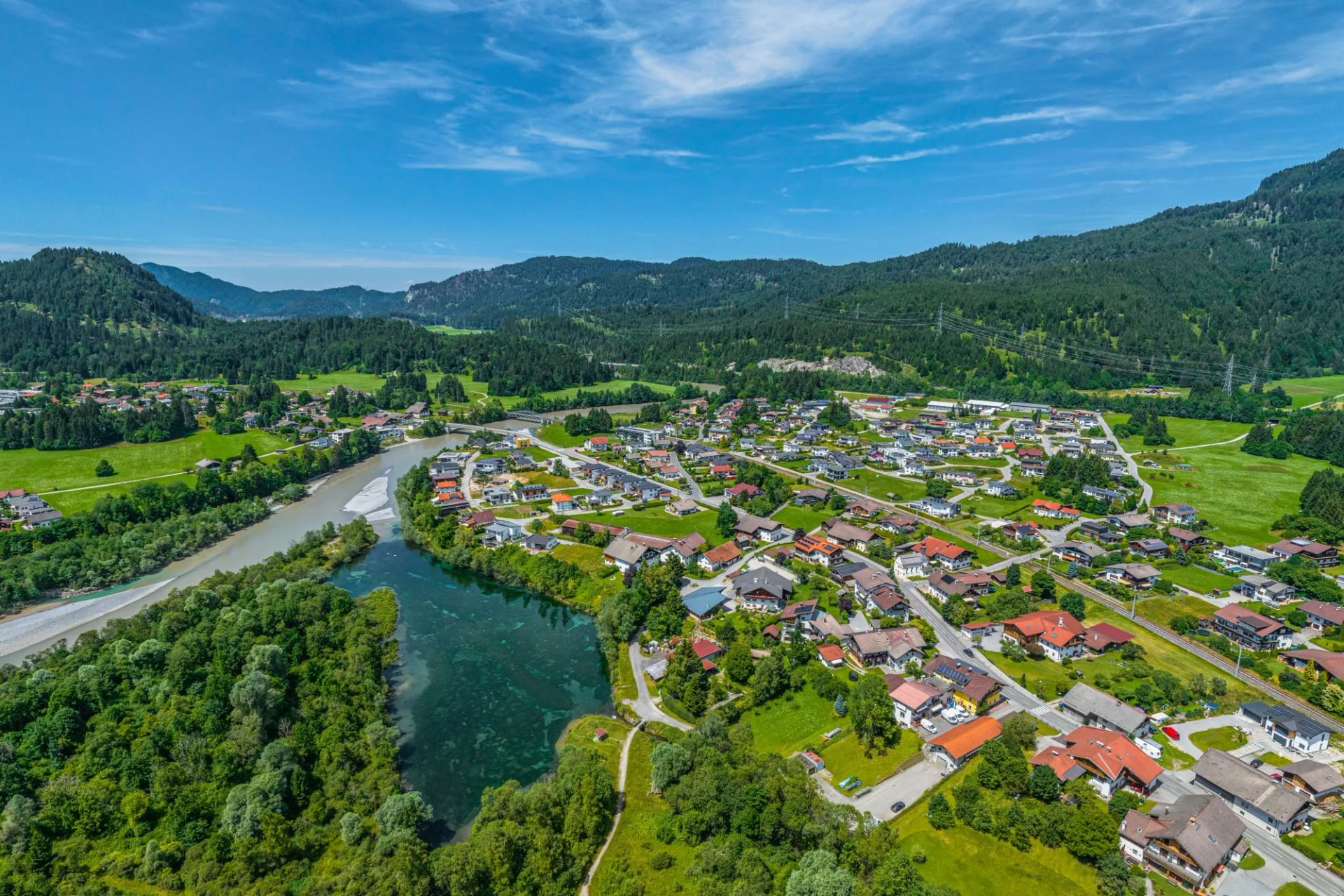 Pflach im Tiroler Lechtal von oben