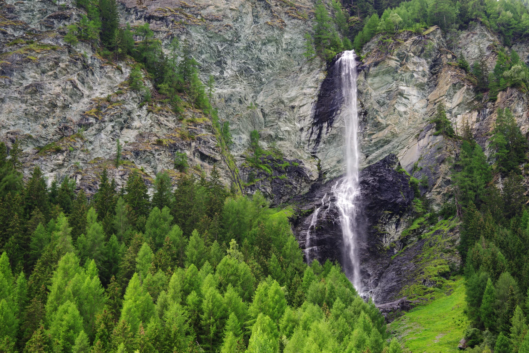 Cascada de Jungfernsprung cerca de Heiligenblut, Parque Nacional de Hohe Tauern, Austria, Europa